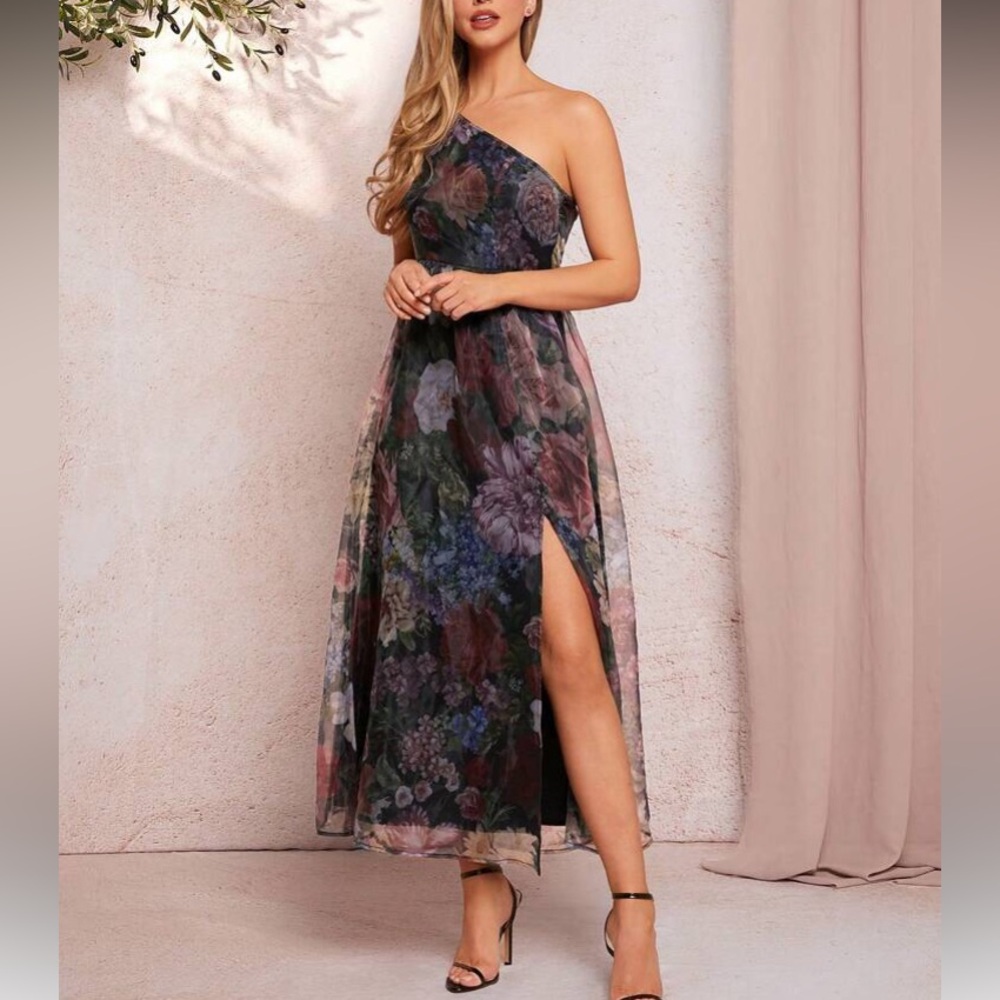 Floral One-Shoulder Dress - Picture 5 of 6